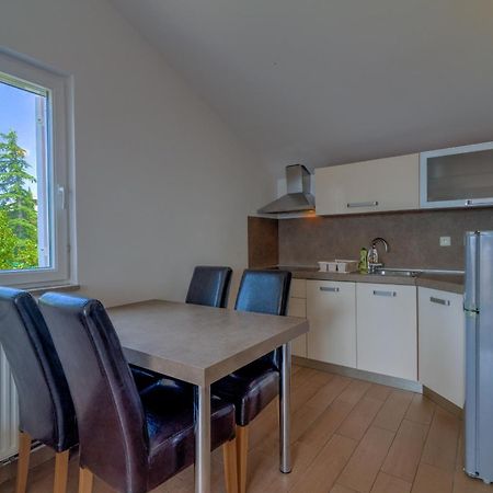 Apartmani Lili Novi Vinodolski Esterno foto