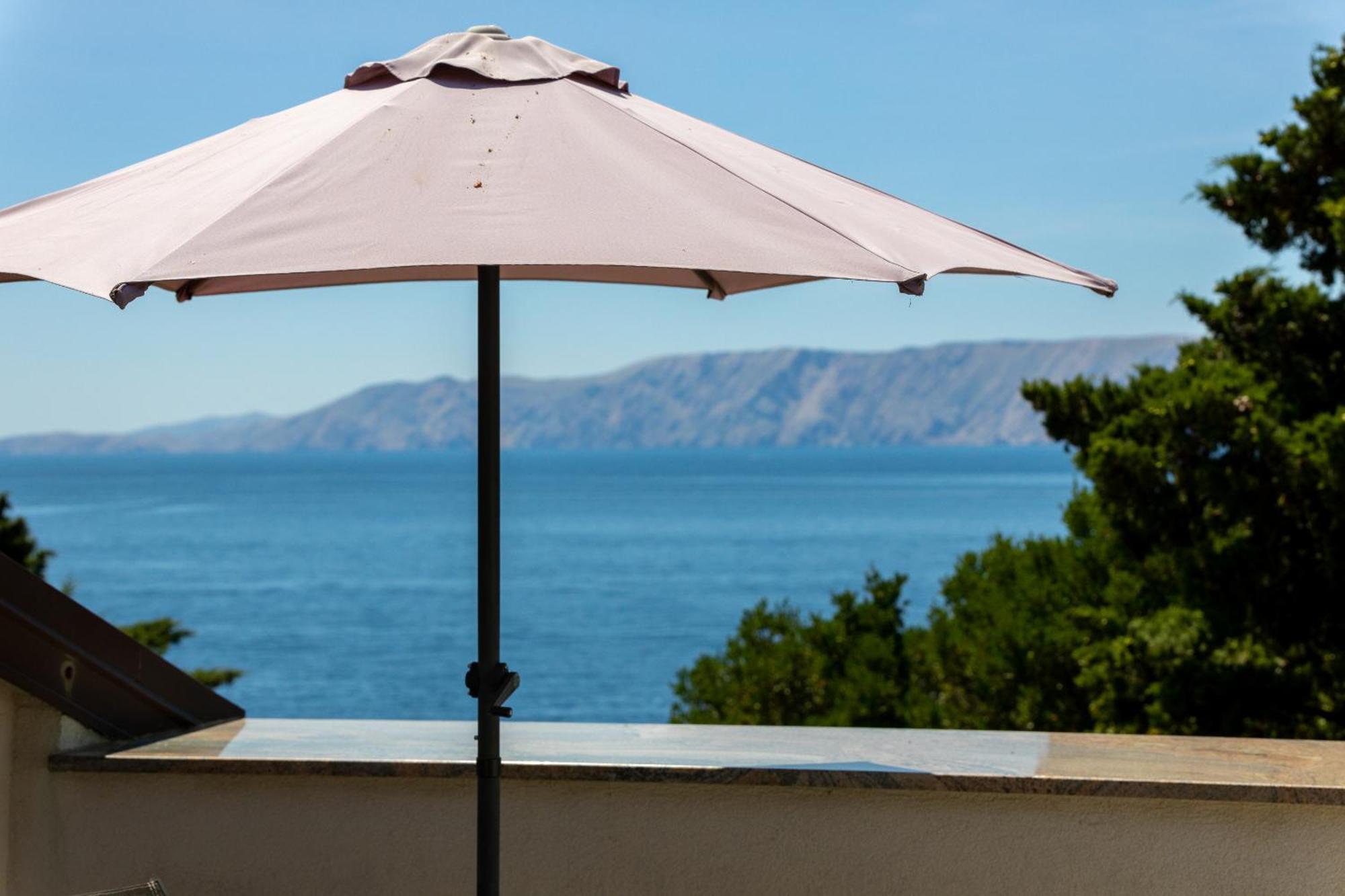 Apartmani Lili Novi Vinodolski Esterno foto