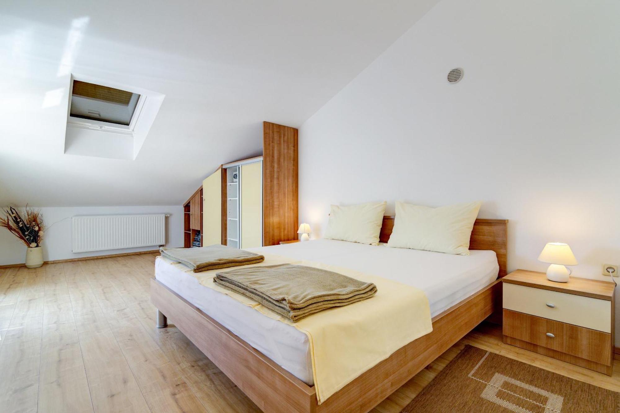 Apartmani Lili Novi Vinodolski Esterno foto