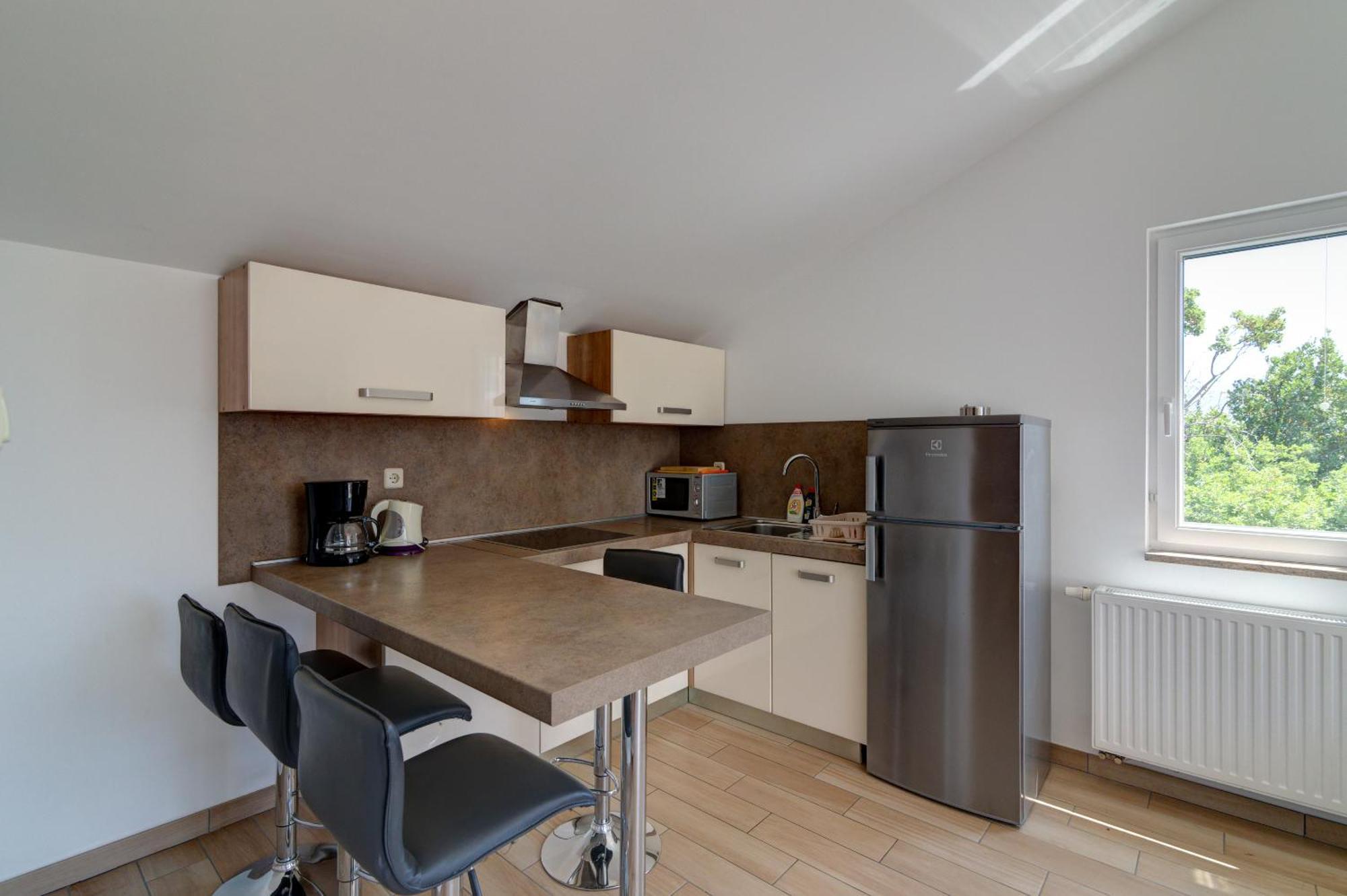 Apartmani Lili Novi Vinodolski Esterno foto