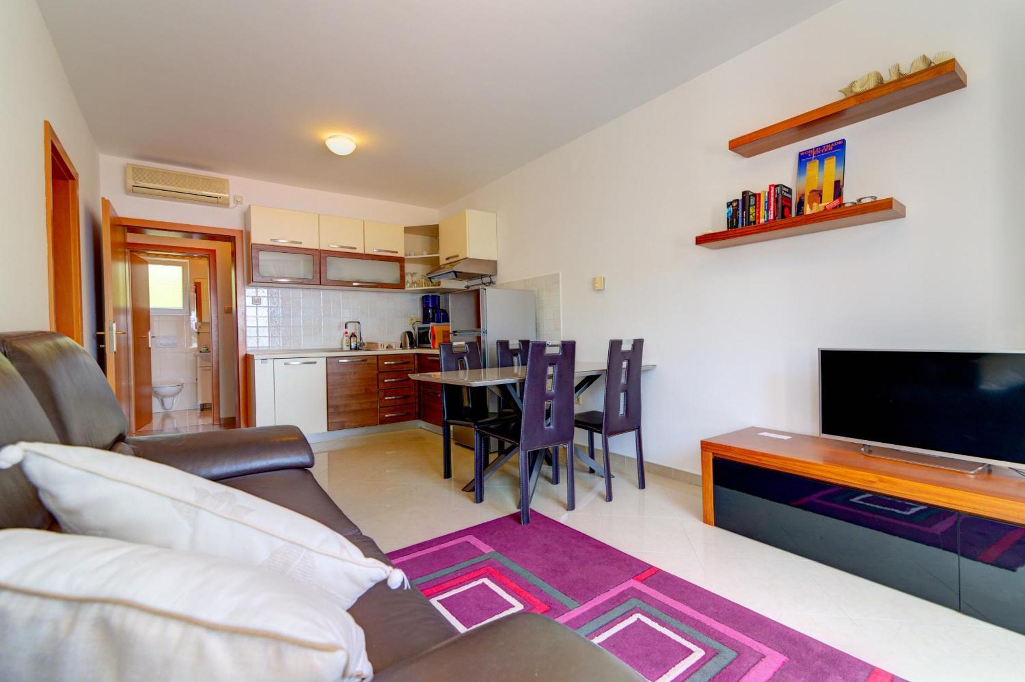 Apartmani Lili Novi Vinodolski Esterno foto