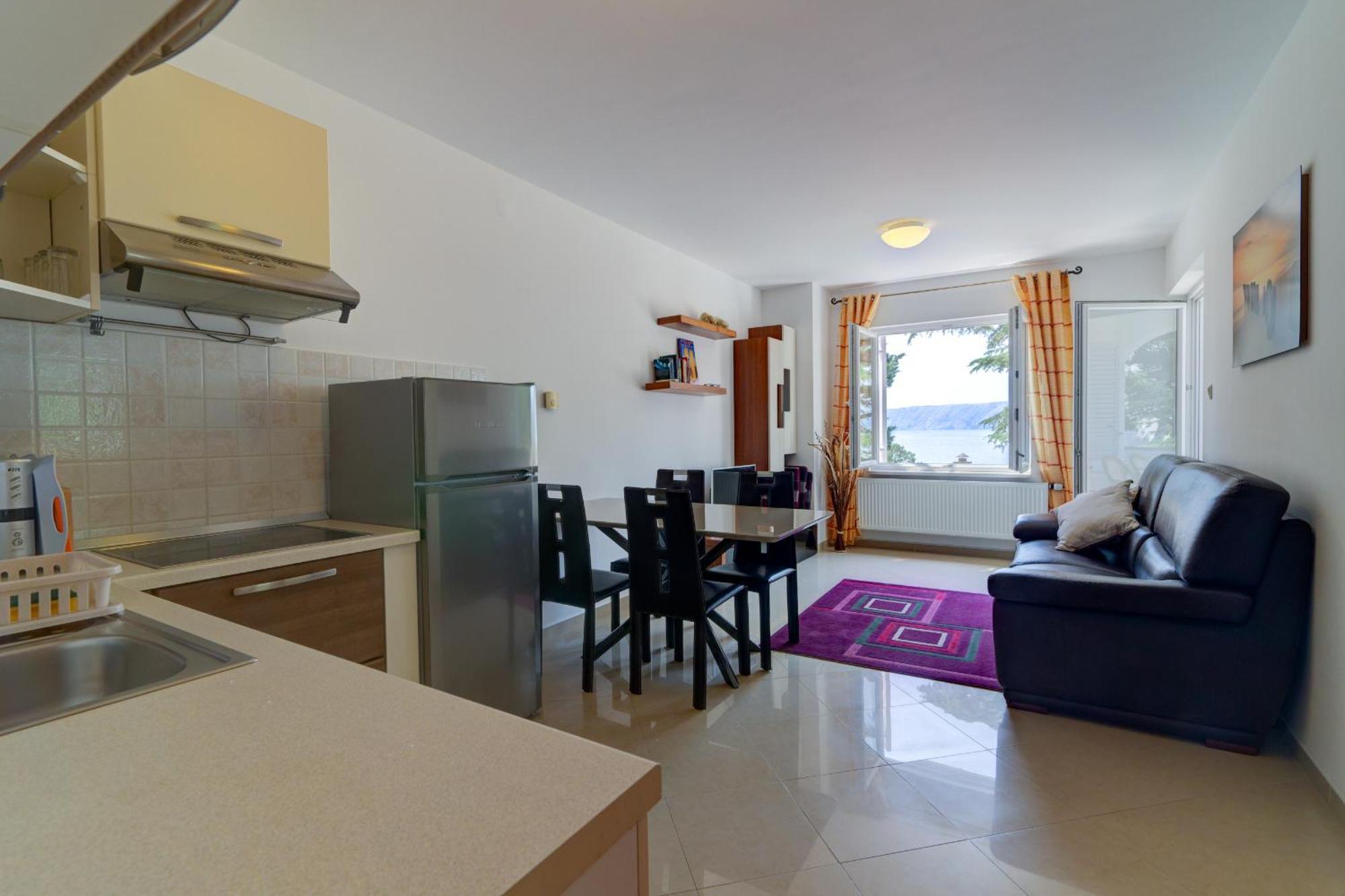 Apartmani Lili Novi Vinodolski Esterno foto