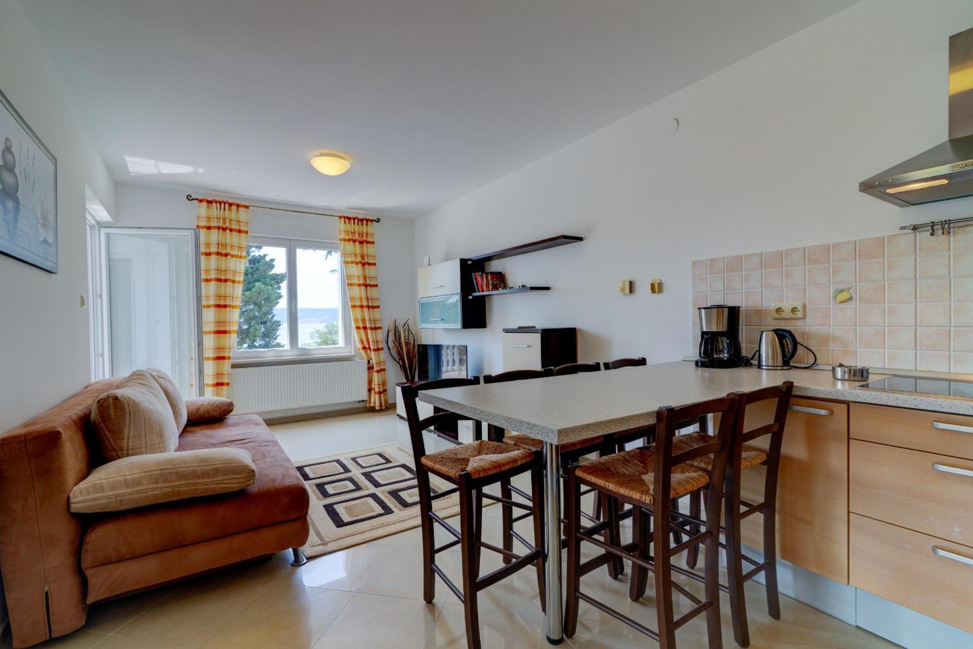 Apartmani Lili Novi Vinodolski Esterno foto